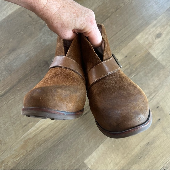 UGG Wright Chestnut Suede Belted Ankle Boots - Picture 6 of 10